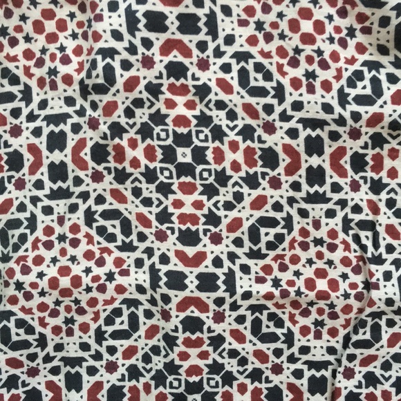 Button up - Picture 2 of 2